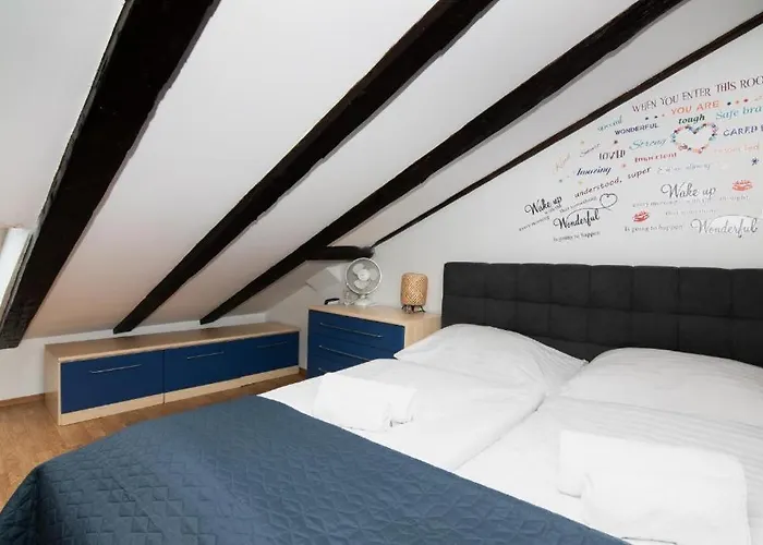 アパート Altana Romantic